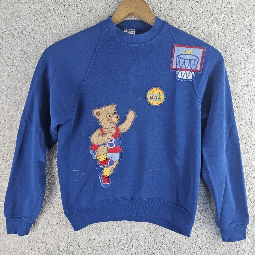 Vintage Jerzees Sweatshirt Boys Large 14-16 Bear Playing Basketball USA 90s BBA